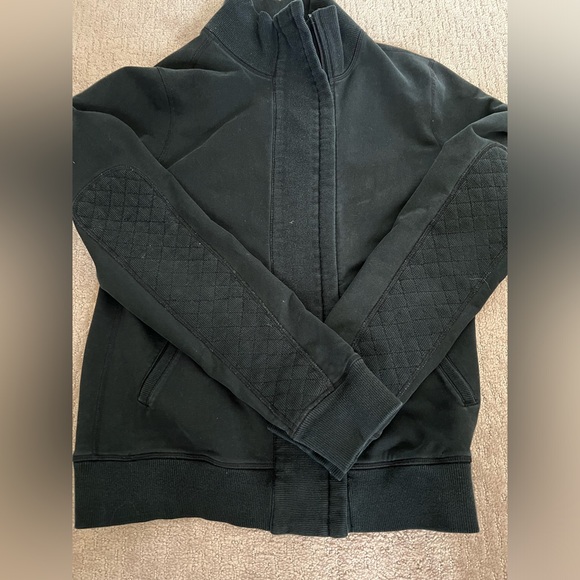 Lulu lemon size 8 black - Picture 1 of 1